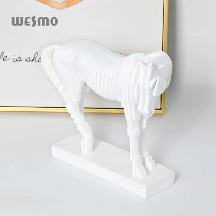 منحوتات منزلية مصنوعة يدويًا من الراتنج - Handmade Resin Home Sculptures Horse